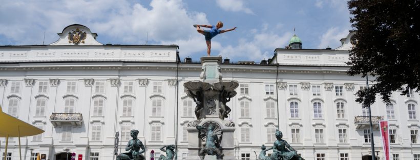 GegenStand Denkmal mit Frau